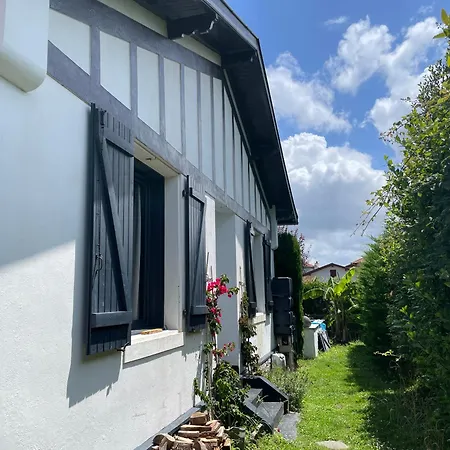 Dom wakacyjny Maison Avec Piscine A Proximite Des Plages *